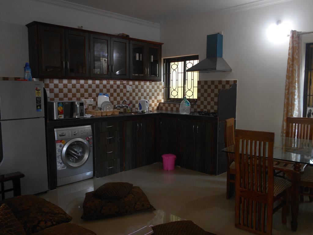 Two-Bedroom Apartment (4-6 Adults)